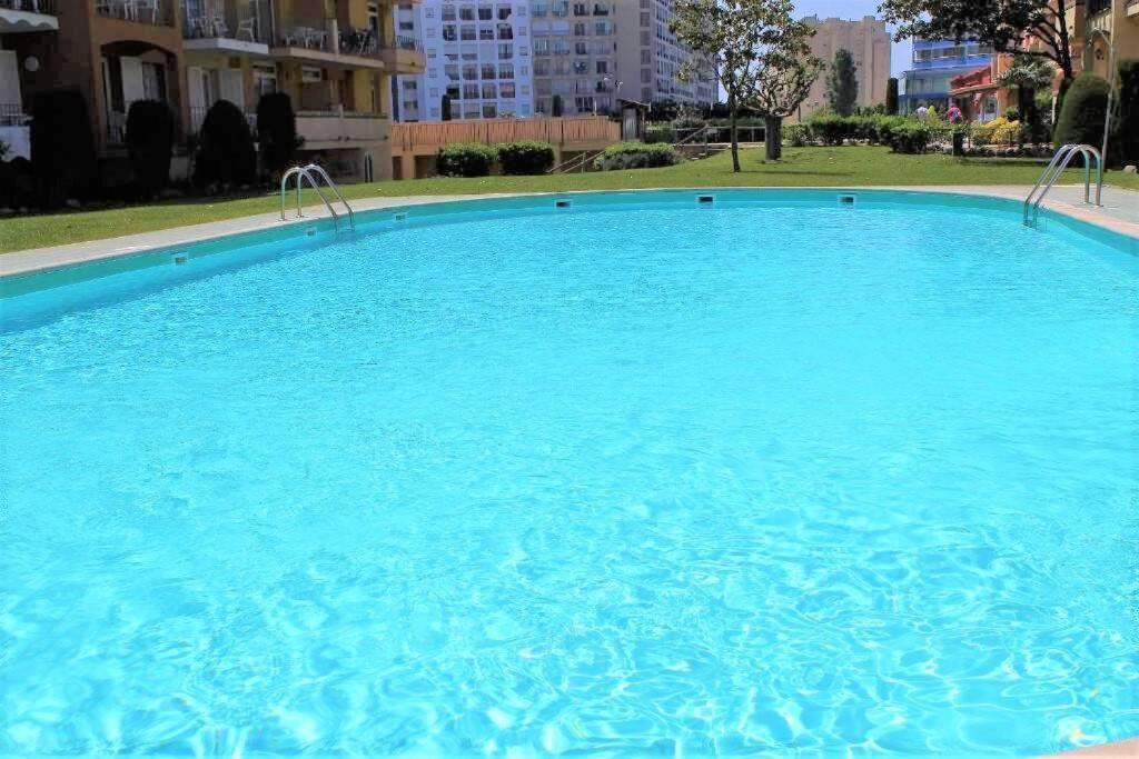 Greserva Kar-Centro, Junto A La Playa, 3 Piscinas, Wifi, Clima, Restaurantes 2024 Empuriabrava Extérieur photo