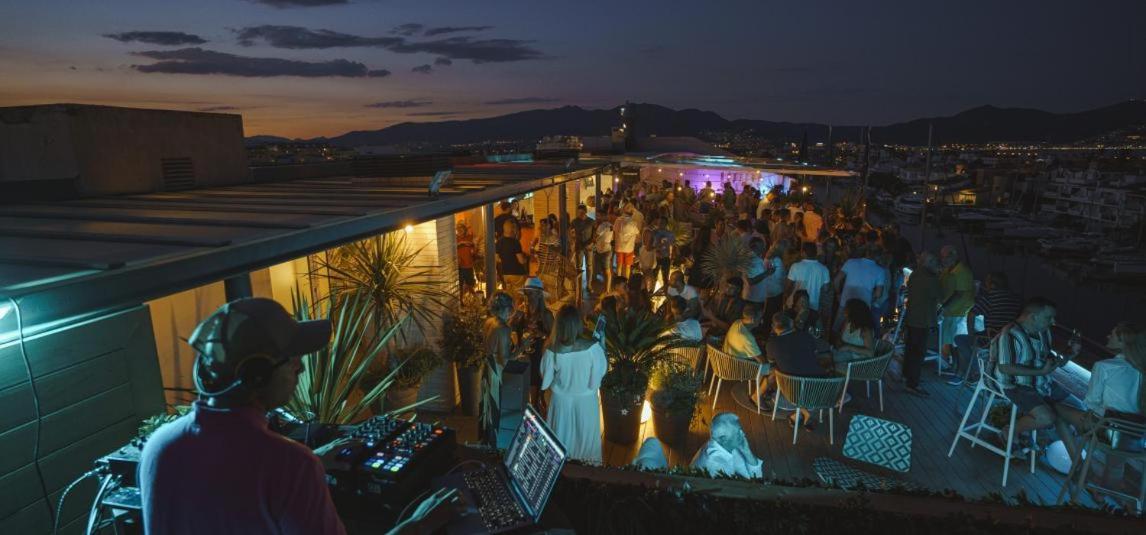 Greserva Kar-Centro, Junto A La Playa, 3 Piscinas, Wifi, Clima, Restaurantes 2024 Empuriabrava Extérieur photo